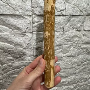 Jouet à mâcher en bois pour chien reçu du client F*****m.
