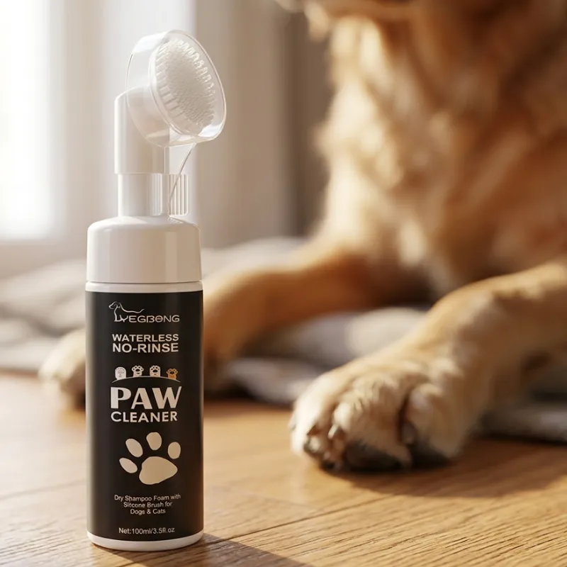 dog paw cleaner, paw cleaning foam, paw cleaner, foam paw cleaner